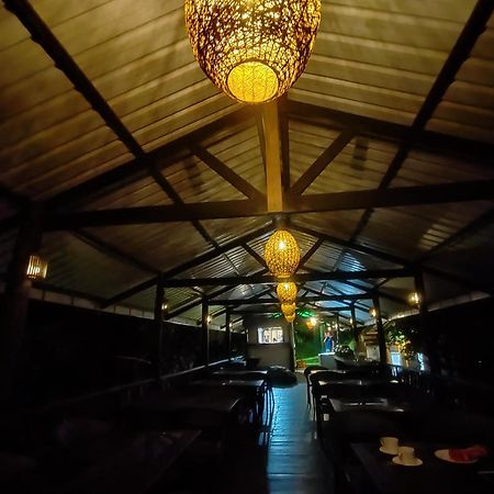 Explore Sinharaja Rain Forest Tour Camp Dombagoda Exteriör bild
